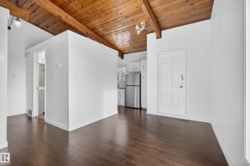 490 Lee Ridge Road, Edmonton, AB - Indoor