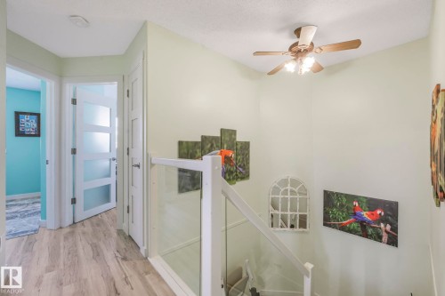 24 2419 133 Avenue, Edmonton, AB - Indoor Photo Showing Other Room