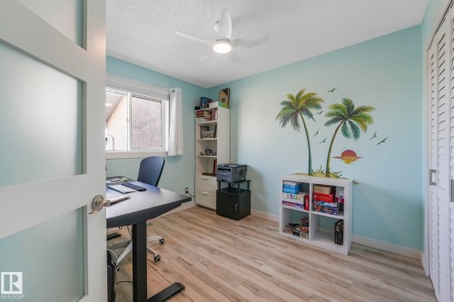 24 2419 133 Avenue, Edmonton, AB - Indoor Photo Showing Office