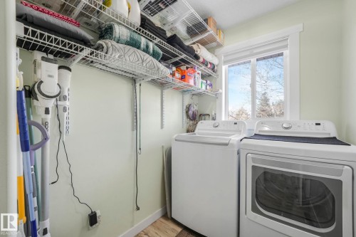 24 2419 133 Avenue, Edmonton, AB - Indoor Photo Showing Laundry Room
