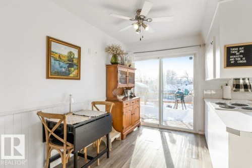 36 Sunset Blvd, St. Albert, AB - Indoor