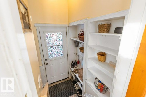 36 Sunset Blvd, St. Albert, AB - Indoor Photo Showing Other Room