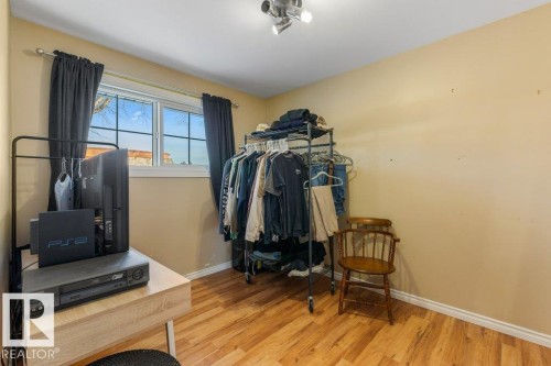 36 Sunset Blvd, St. Albert, AB - Indoor