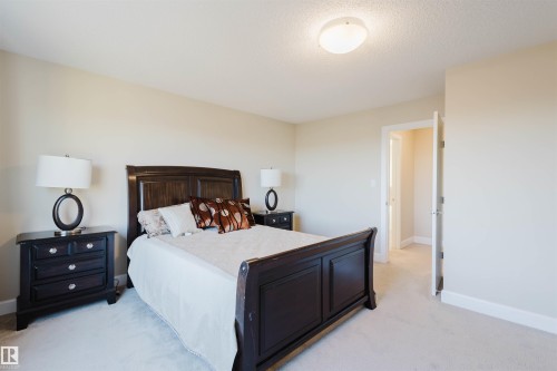 2122 Ware Road, Edmonton, AB - Indoor Photo Showing Bedroom