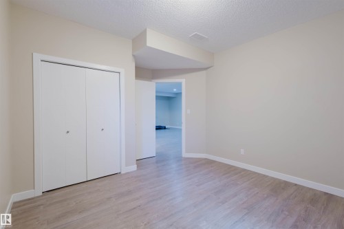 2122 Ware Road, Edmonton, AB - Indoor Photo Showing Other Room
