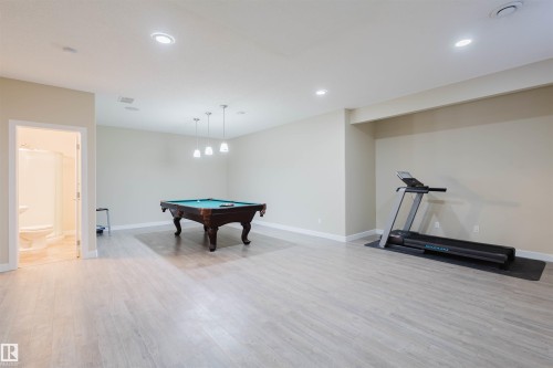 2122 Ware Road, Edmonton, AB - Indoor Photo Showing Gym Room