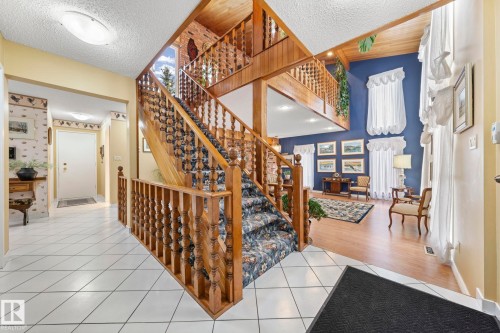 11126 173A Avenue, Edmonton, AB - Indoor Photo Showing Other Room