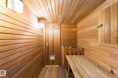 11126 173A Avenue, Edmonton, AB - Indoor Photo Showing Other Room