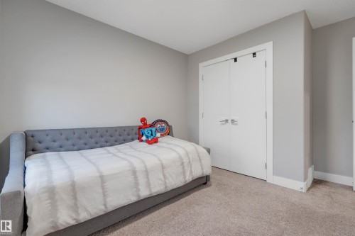 17022 62 Street, Edmonton, AB - Indoor Photo Showing Bedroom