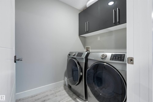 17022 62 Street, Edmonton, AB - Indoor Photo Showing Laundry Room
