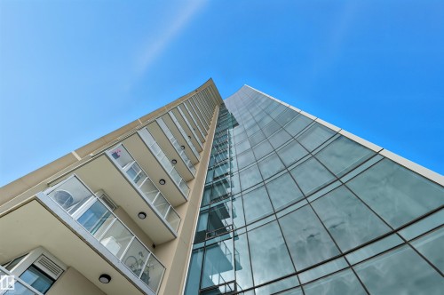 2002 9720 106 Street, Edmonton, AB - 