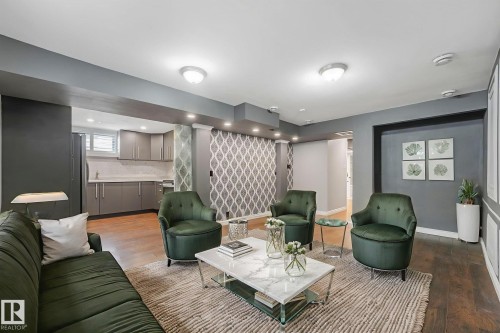 9007 135 Avenue, Edmonton, AB - 