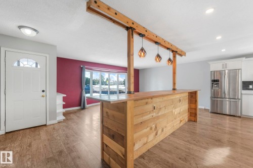 9007 135 Avenue, Edmonton, AB - Indoor