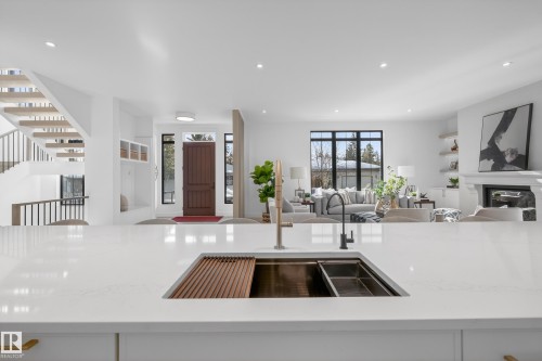 14320 Mackenzie Drive, Edmonton, AB - Indoor Photo Showing Kitchen With Double Sink