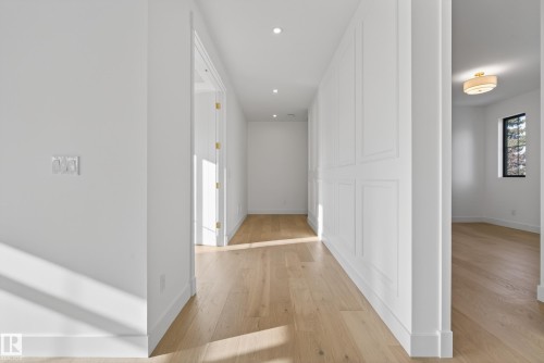 14320 Mackenzie Drive, Edmonton, AB - Indoor Photo Showing Other Room