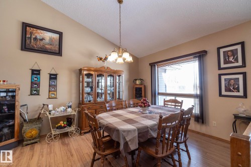 57524 Range Road 270, Rural Westlock County, AB - Indoor Photo Showing Dining Room