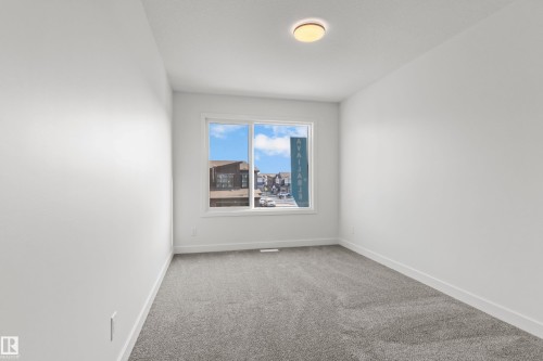 2124 Muckleplum Crescent, Edmonton, AB - Indoor Photo Showing Other Room