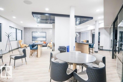 101 7471 May Common, Edmonton, AB - Indoor