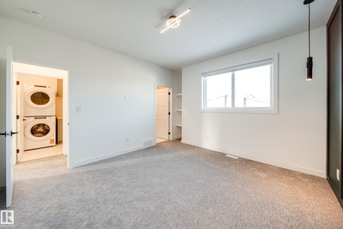 24 Blackbird Bend, Fort Saskatchewan, AB - Indoor Photo Showing Other Room