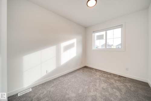 24 Blackbird Bend, Fort Saskatchewan, AB - Indoor Photo Showing Other Room