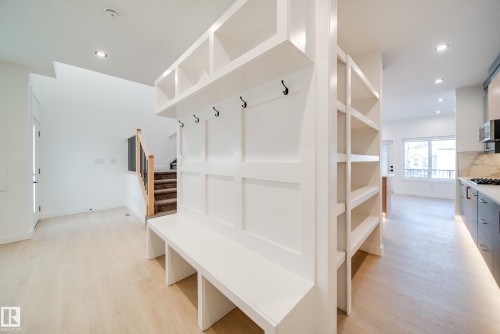 24 Blackbird Bend, Fort Saskatchewan, AB - Indoor