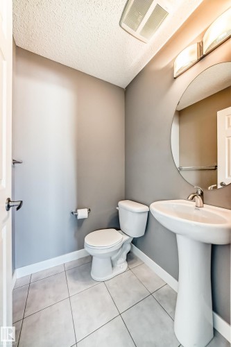 3520 49 Avenue, Beaumont, AB - Indoor Photo Showing Bathroom