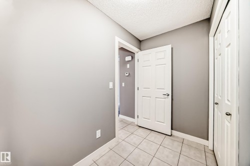 3520 49 Avenue, Beaumont, AB - Indoor Photo Showing Other Room