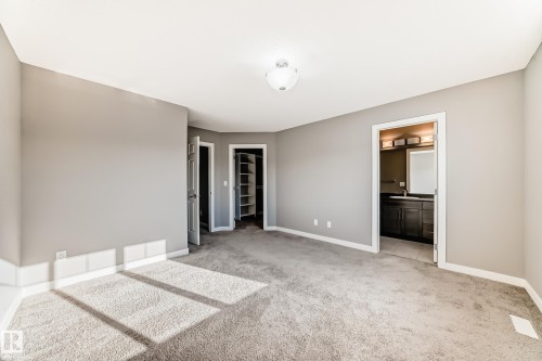 3520 49 Avenue, Beaumont, AB - Indoor