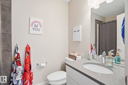 23 1480 Watt Drive, Edmonton, AB - Indoor Photo Showing Bathroom