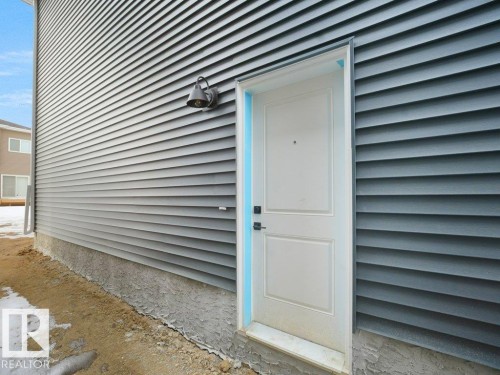 3312 Chickadee Dr, Edmonton, AB - Outdoor With Exterior