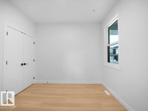 3312 Chickadee Dr, Edmonton, AB - Indoor Photo Showing Other Room