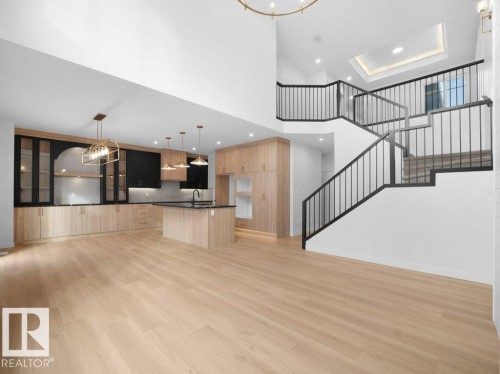 3312 Chickadee Dr, Edmonton, AB - Indoor