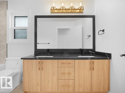 3312 Chickadee Dr, Edmonton, AB - Indoor Photo Showing Other Room