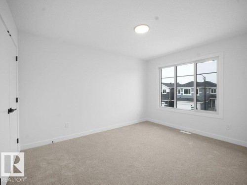 3312 Chickadee Dr, Edmonton, AB - Indoor Photo Showing Other Room