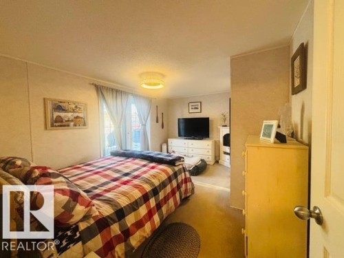 245 Oak Wood Drive Nw, Edmonton, AB - Indoor Photo Showing Bedroom