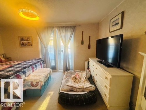 245 Oak Wood Drive Nw, Edmonton, AB - Indoor Photo Showing Bedroom