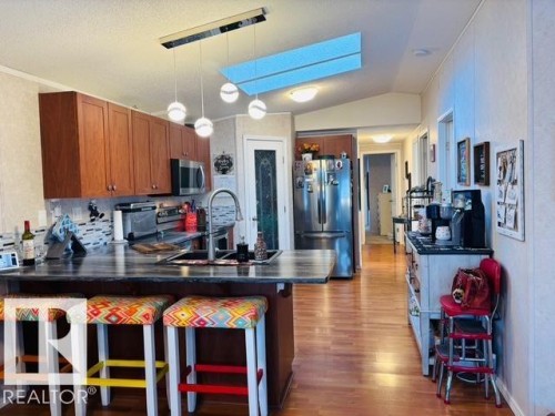 245 Oak Wood Drive Nw, Edmonton, AB - Indoor Photo Showing Kitchen With Double Sink