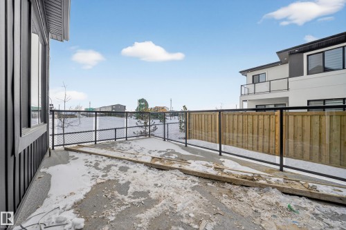 View of fenced yard - 132 29 Street, Edmonton, AB - Outdoor