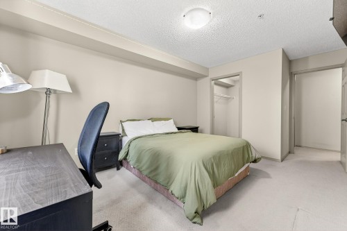 108 10403 98 Avenue, Edmonton, AB - Indoor Photo Showing Bedroom