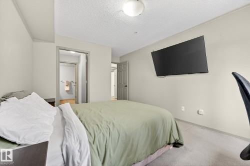 108 10403 98 Avenue, Edmonton, AB - Indoor Photo Showing Bedroom