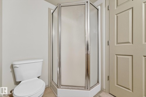 108 10403 98 Avenue, Edmonton, AB - Indoor Photo Showing Bathroom