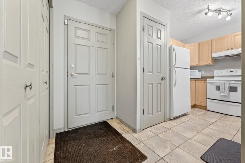 108 10403 98 Avenue, Edmonton, AB - Indoor Photo Showing Other Room