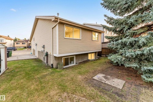 Rear view of property - 4616 32 Avenue, Edmonton, AB - Outdoor With Exterior