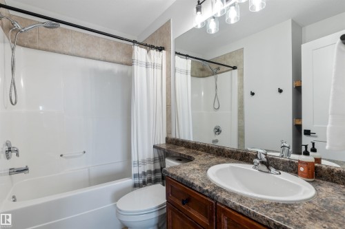 15 Nadine Way, St. Albert, AB - Indoor Photo Showing Bathroom