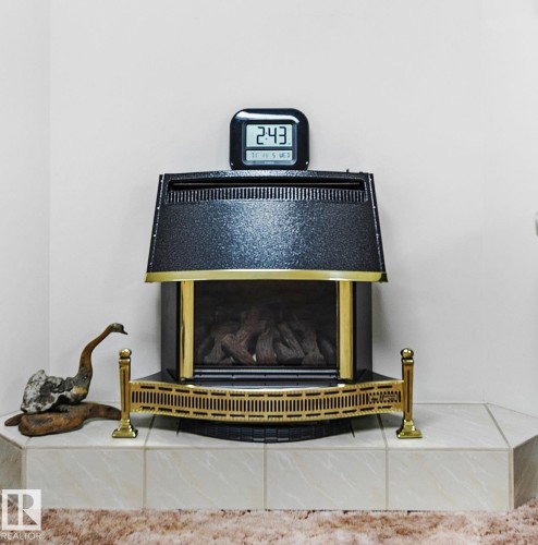 32 9704 165 Street, Edmonton, AB 