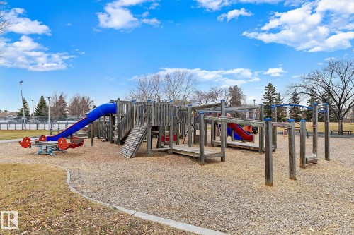 32 9704 165 Street, Edmonton, AB 