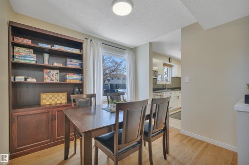17062 100 Street, Edmonton, AB - Indoor Photo Showing Dining Room