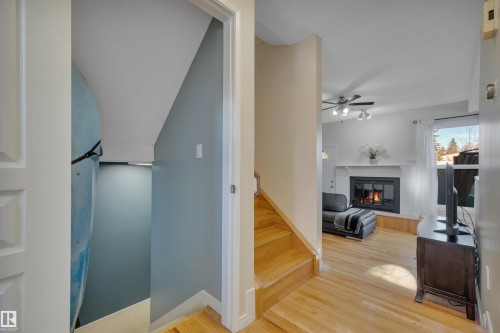 17062 100 Street, Edmonton, AB - Indoor With Fireplace
