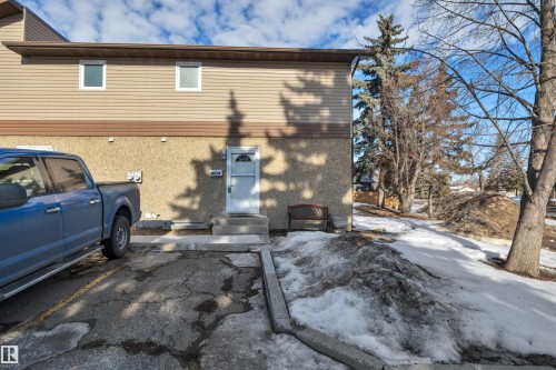 17062 100 Street, Edmonton, AB - Outdoor