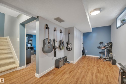 17062 100 Street, Edmonton, AB - Indoor Photo Showing Other Room